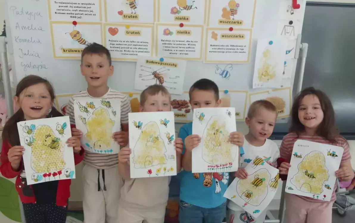 Zdjęcie do Dzień pszczoły u Zajączk&oacute;w