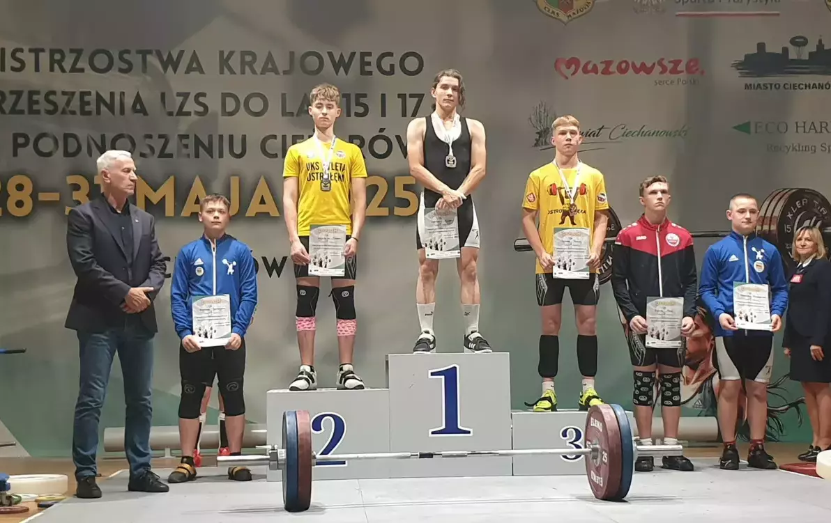 Zdjęcie do Sportowy sukces naszych uczni&oacute;w
