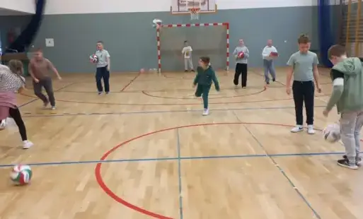 Zdjęcie do Aktywne przerwy z piłkami