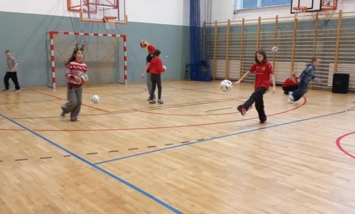 Zdjęcie do Aktywne przerwy z piłkami