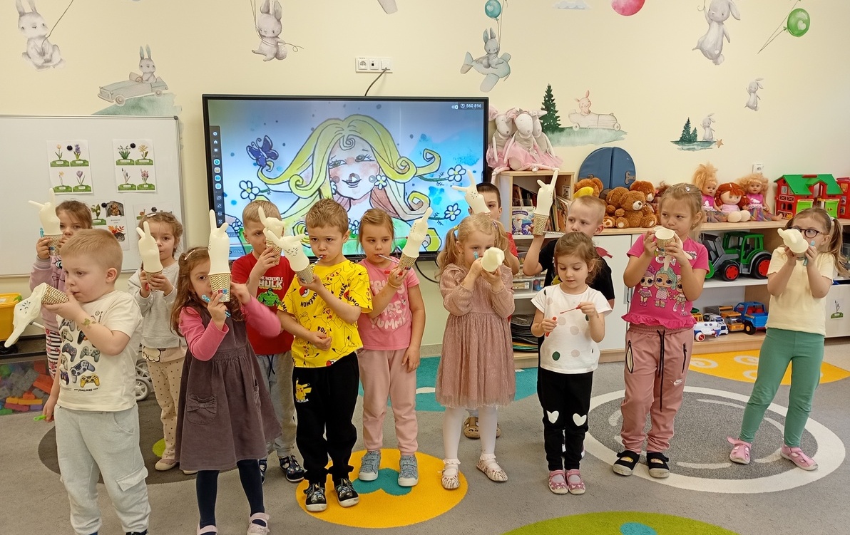 Zdjęcie do Wiosenna gimnastyka buzi i języka